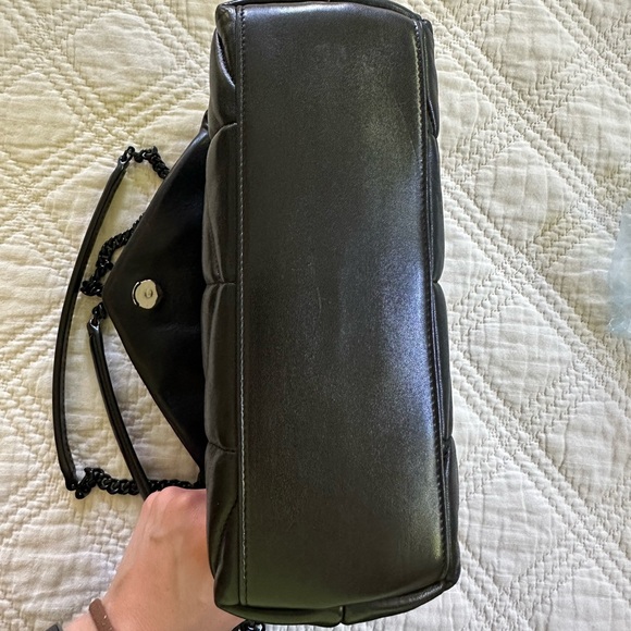 Saint Laurent lambskin small loulou puffer - Picture 10 of 13